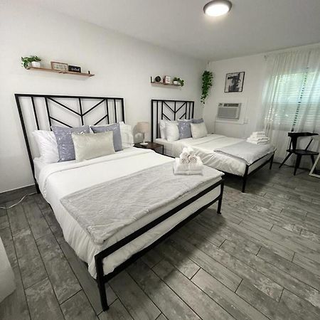 2Q Beds Studio Apt With Shared Pool 01 Κλιαργουότερ Εξωτερικό φωτογραφία