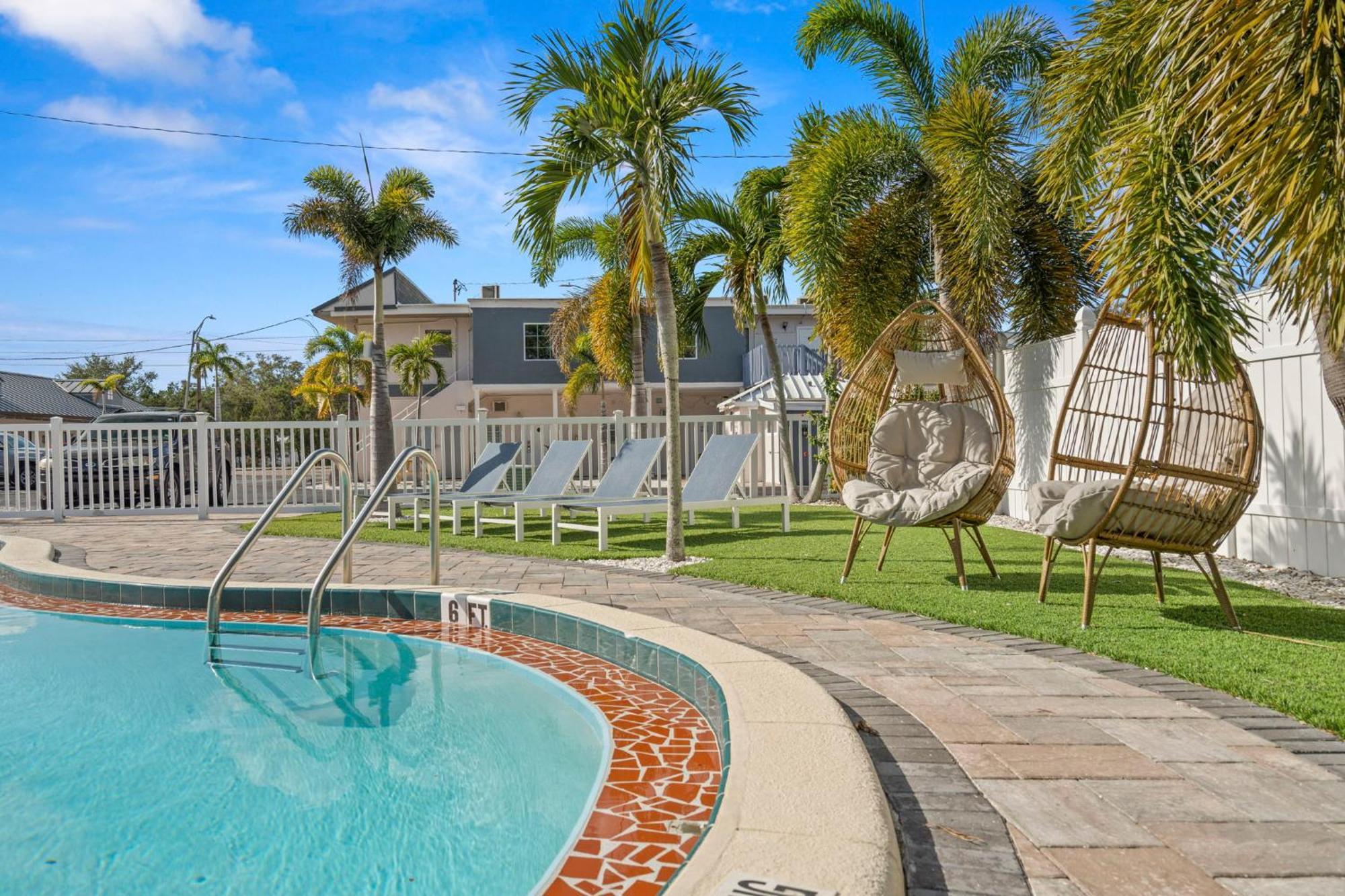 2Q Beds Studio Apt With Shared Pool 01 Κλιαργουότερ Εξωτερικό φωτογραφία